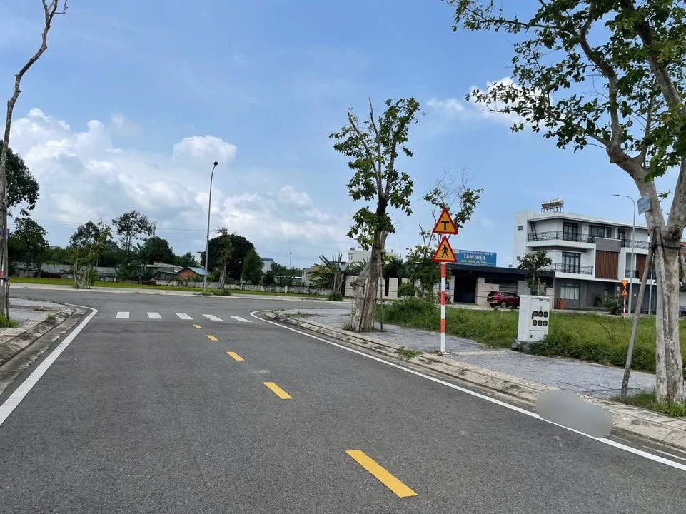 Đất nền Phước Hưng Bà Rịa 95m² giá 2.55 tỷ - Sổ đỏ chính chủ, đầu tư sinh lời!