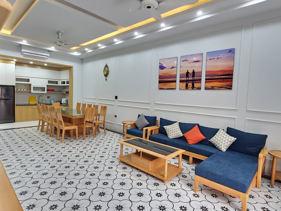 Nhà phố 5 tầng Bãi Cháy 375m² giá chỉ từ 25 triệu - Full nội thất cao cấp!