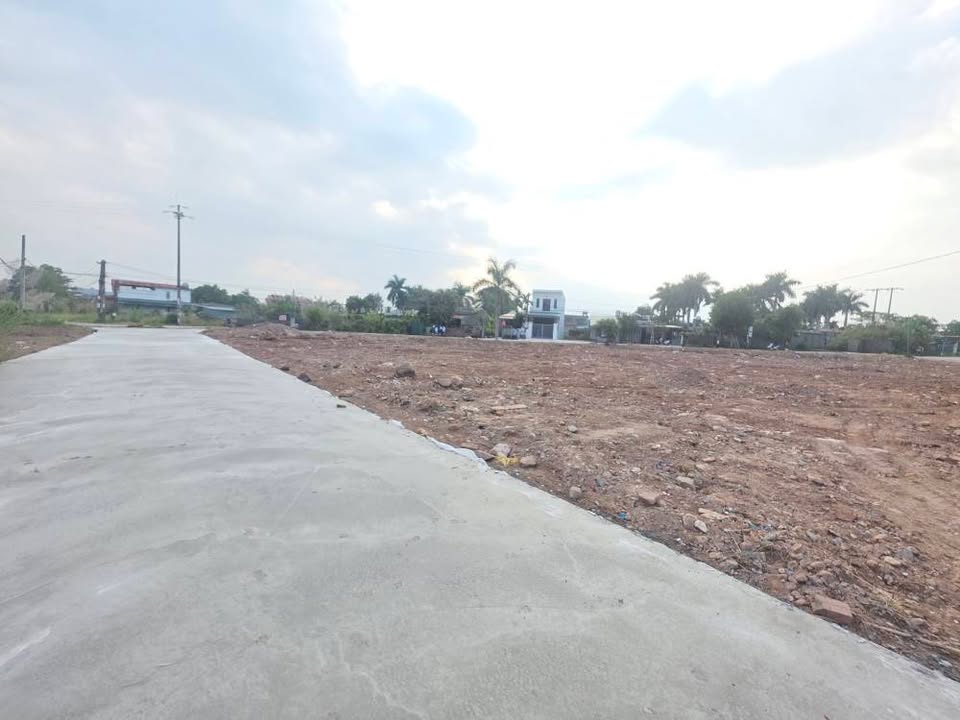 Đất đầu tư tại Hải Yên, Móng Cái 100m² giá 1.1 tỷ - Cơ hội hiếm có!