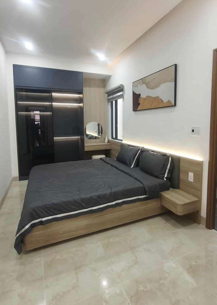 Nhà 3 Tầng Đẹp Cận Kề Trường Học - Thanh Khê, Đà Nẵng - Chỉ 4.7 Tỷ