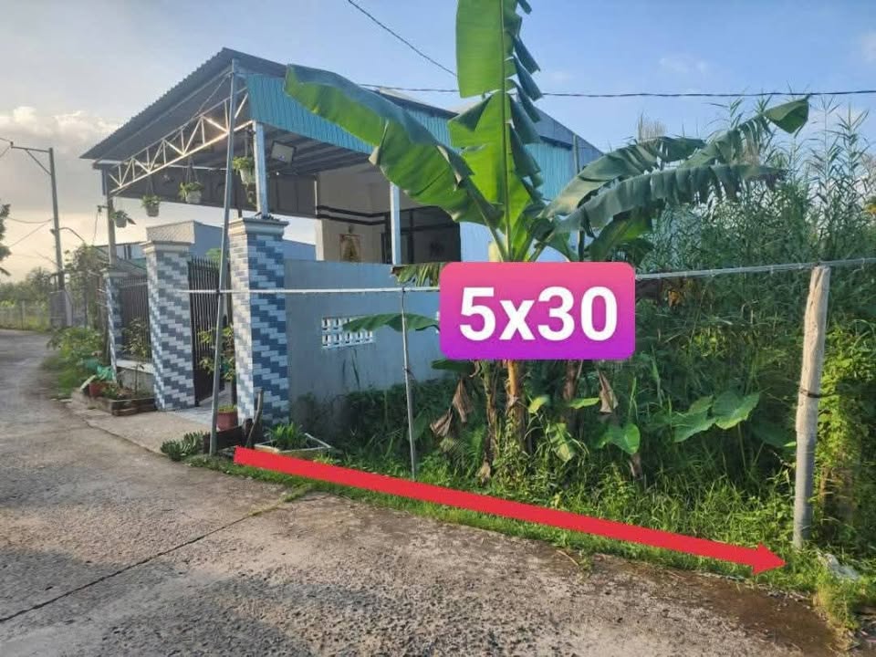 Đất nền Giai Xuân, Phong Điền 150m² giá 890 triệu - Mé sông rộng rãi, xây nhà dễ dàng!