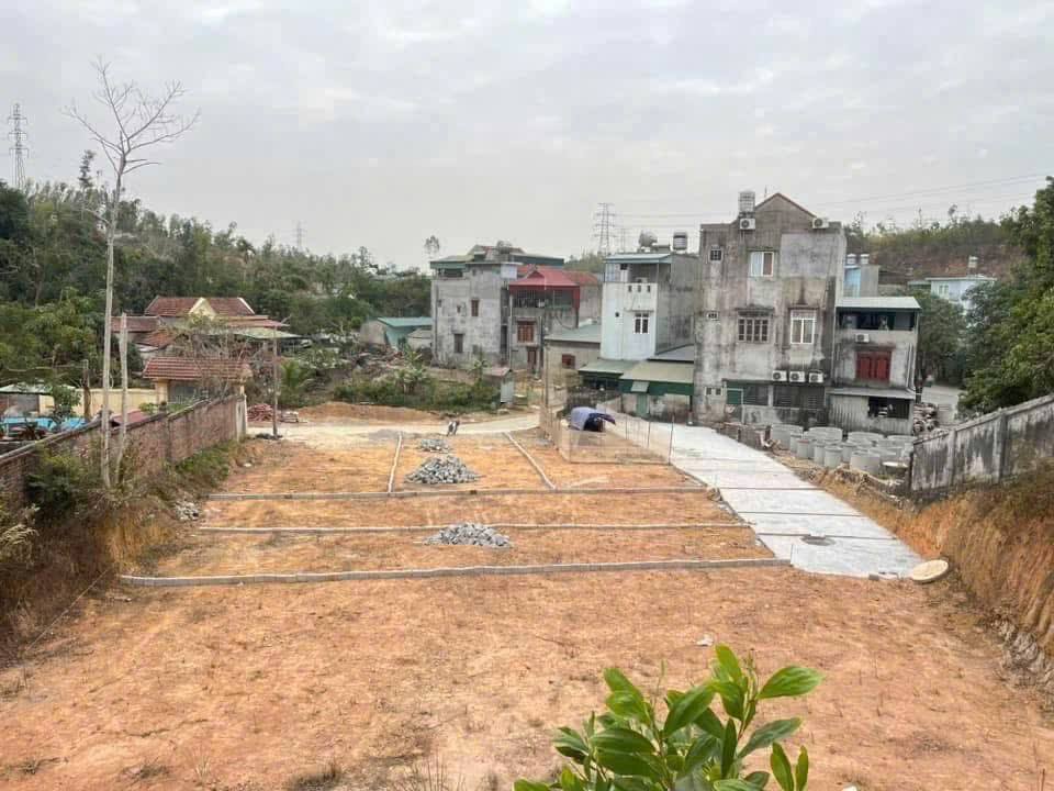 Đất nền Hoành Bồ, Hạ Long 92m² giá 1 tỷ - Ô tô vào tận nơi!