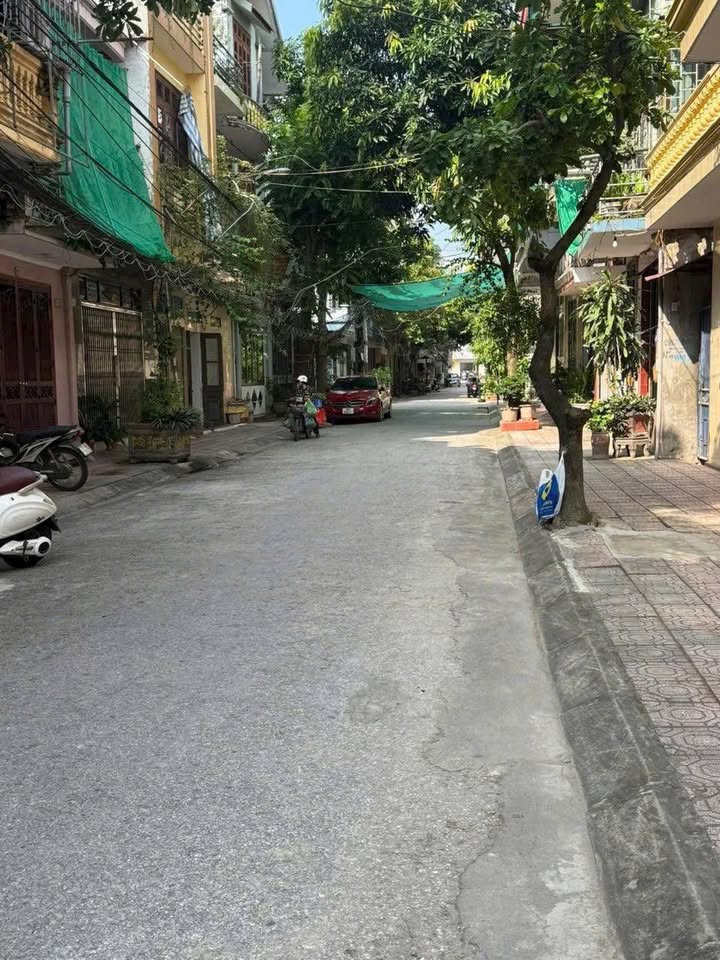 Nhà 2 tầng mặt đường Phạm Ngũ Lão, Bồ Xuyên 40m² giá 3 tỷ - Kinh doanh đắc địa!