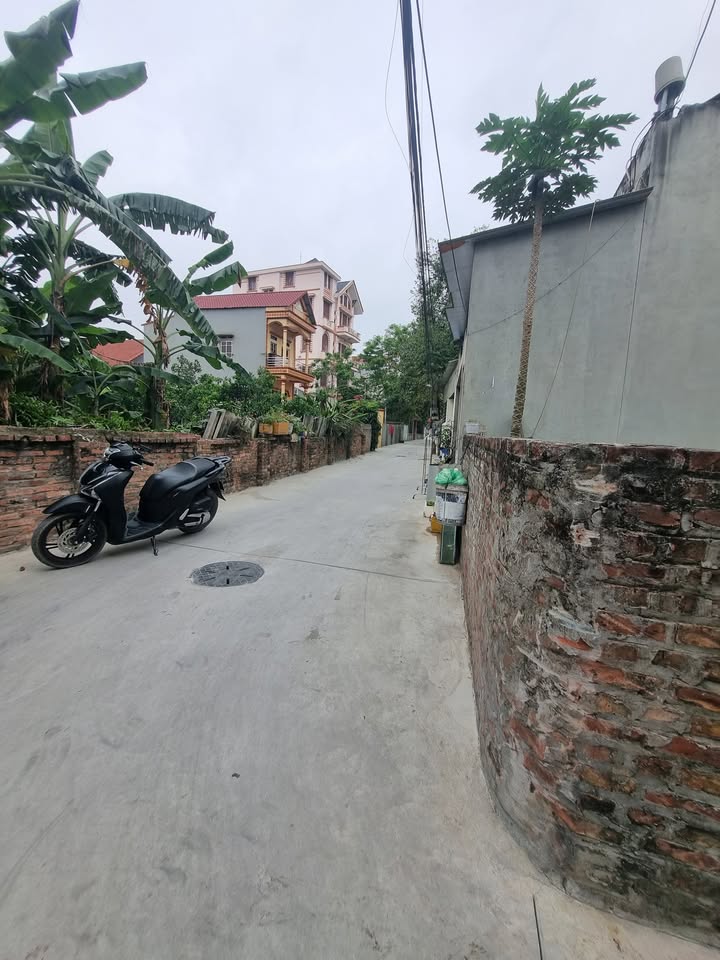 Đất lô góc 70m² Tiến Thắng Mê Linh giá 2 tỷ - Đầu tư sinh lời ngay!