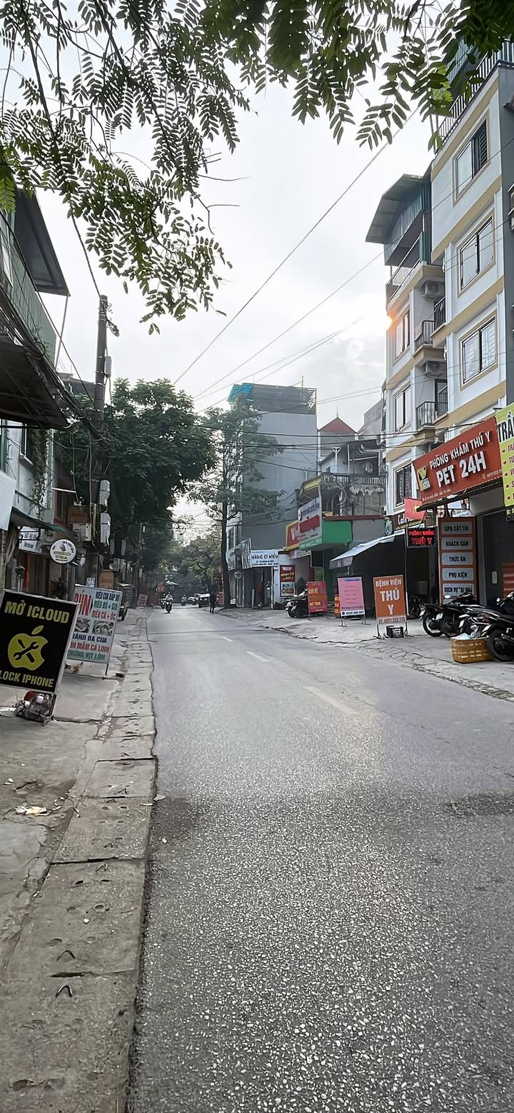 Mặt Phố Phúc Diễn, Bắc Từ Liêm, 100m², Giá 33.5 tỷ - Kinh Doanh Đỉnh Cao!