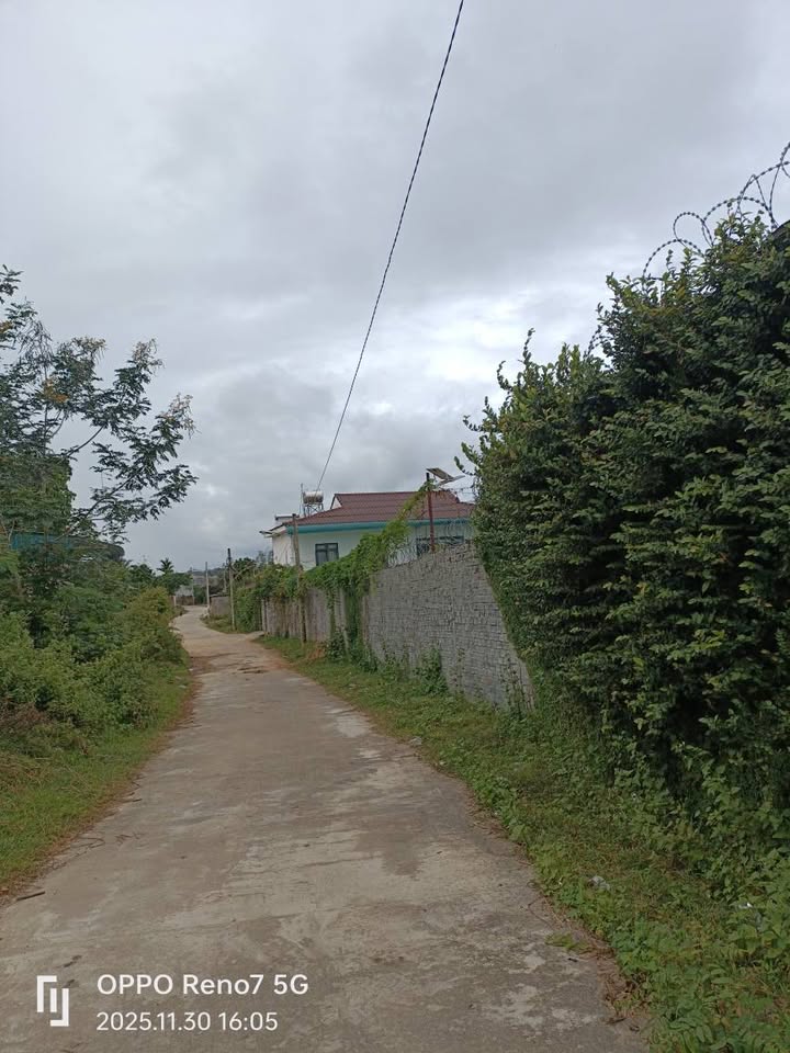 Lô đất thổ cư 350m² tại thôn Kon Rờ Bàng, xã Vinh Quang - Giá chỉ 560 triệu!