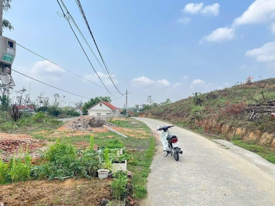 Đất nền Lê Lợi Hạ Long 100m² giá 920 triệu - Vị trí đắc địa gần trung tâm!