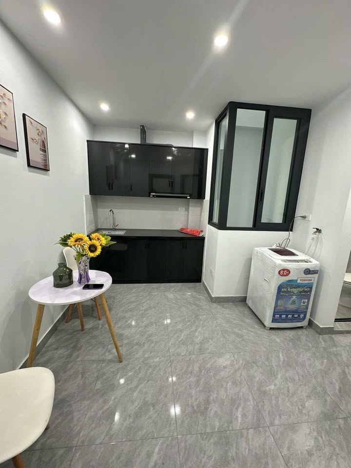 Phòng cho thuê tại ngõ 43 Trung Kính, Cầu Giấy - Đủ nội thất, thoải mái sinh sống!