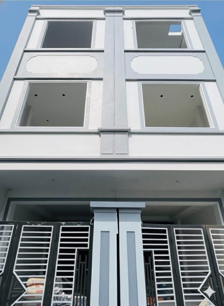 Nhà đẹp Trần Lãm 45m² giá 2 tỷ - Ngõ ô tô vào tận cửa!