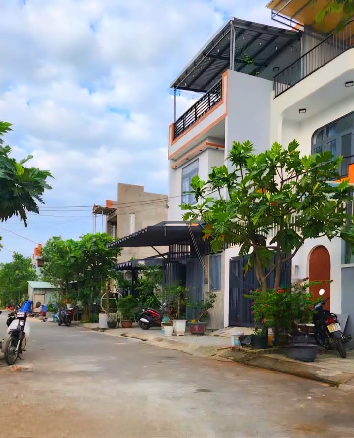 Đất nền Hòa Quý Đà Nẵng 100m² giá 3.98 tỷ - Tiềm năng đầu tư lớn!