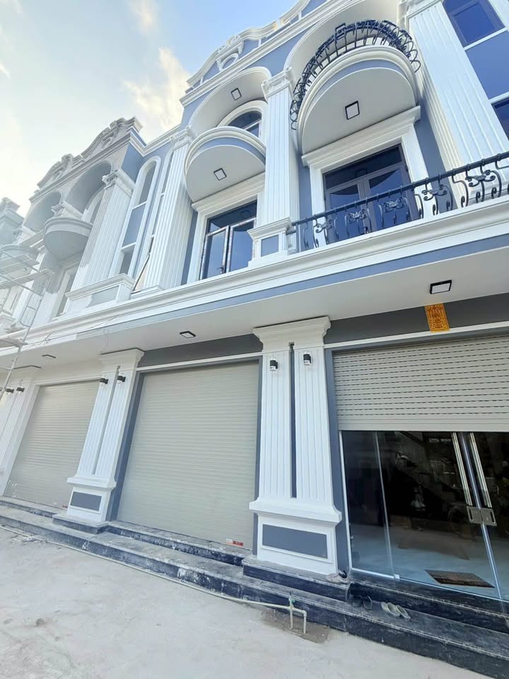 Nhà 3 tầng An Hải, An Dương 56m² giá 2,4 tỷ - Ô tô đỗ trước cửa, tiện ích đầy đủ!