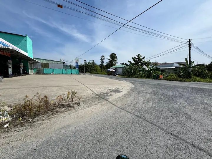 Đất mặt tiền lộ nhựa 340m² xã Long Phú, giá chỉ 460 triệu - Cơ hội đầu tư tuyệt vời!
