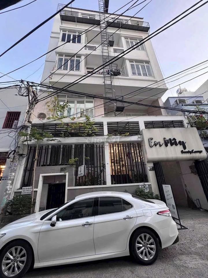 Căn hộ dịch vụ mặt tiền đường Phó Đức Chính, quận Bình Thạnh 110m² giá 21 tỷ - Cơ hội đầu tư hấp dẫn!