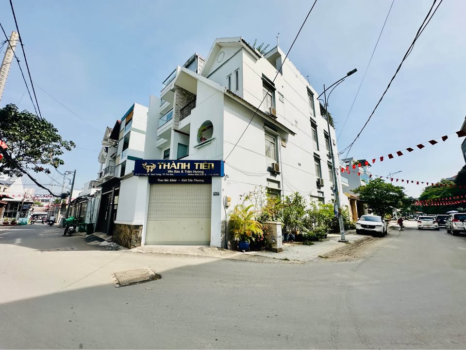 Đất nền nhà phố quận Thủ Đức 115m² giá 11.5 tỷ - Sổ hồng chính chủ, vị trí đắc địa!