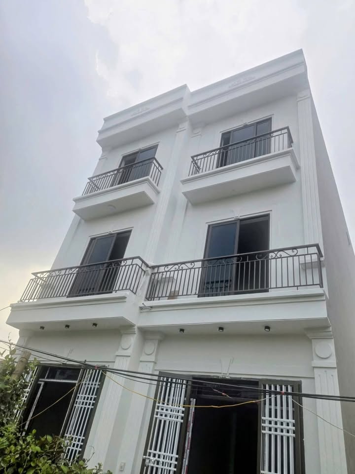 Nhà 3 tầng đường Lê Viết Quang, Ngọc Châu, 48m² giá 3.38 tỷ - Ô tô đỗ cửa!