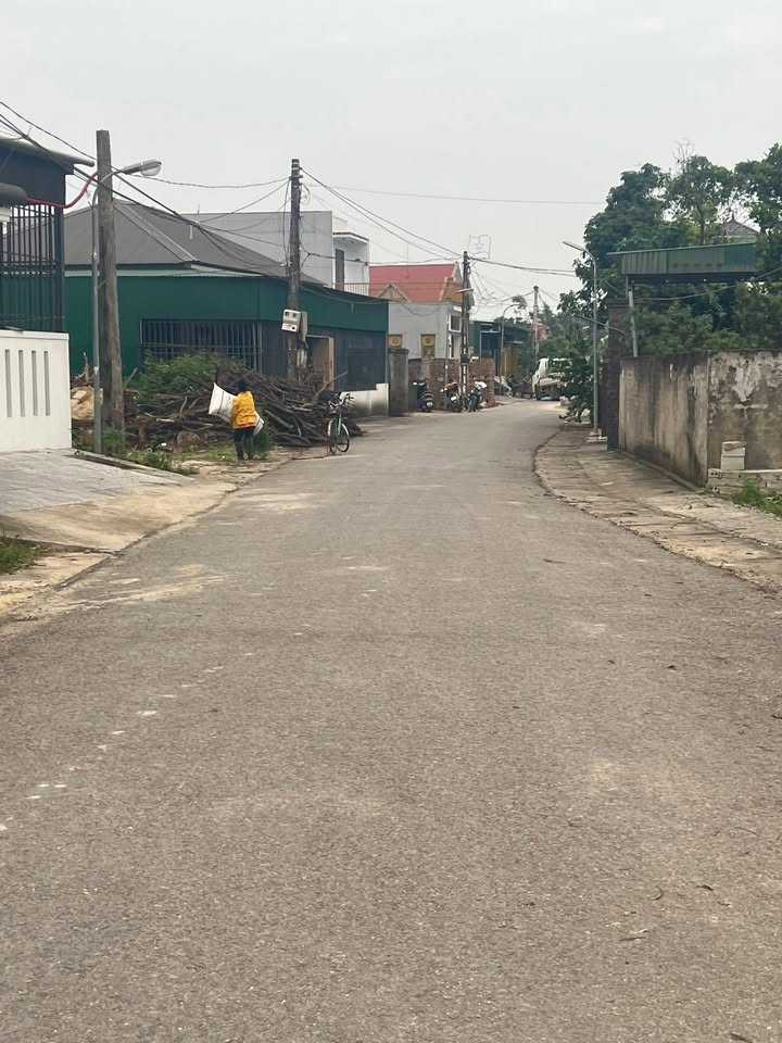 Đất Nghi Hòa 100m² giá 1 tỷ - Dân cư đông đúc, bám đường bê tông