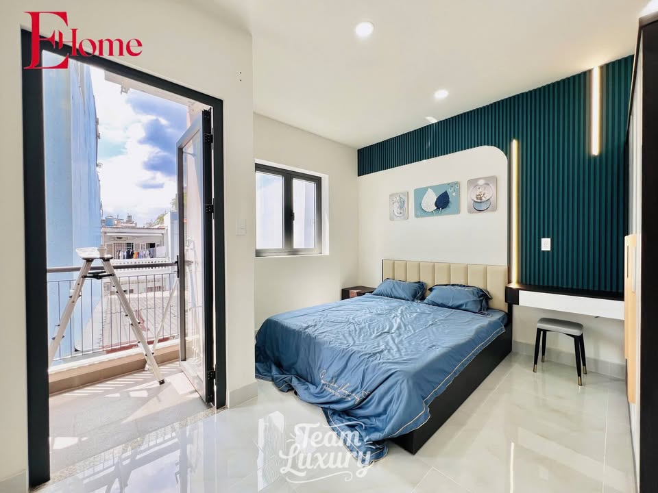 Căn hộ 1PN 1PK Bùi Đình Túy 4 triệu - Không gian sống rộng rãi gần ngã tư Hàng Xanh!