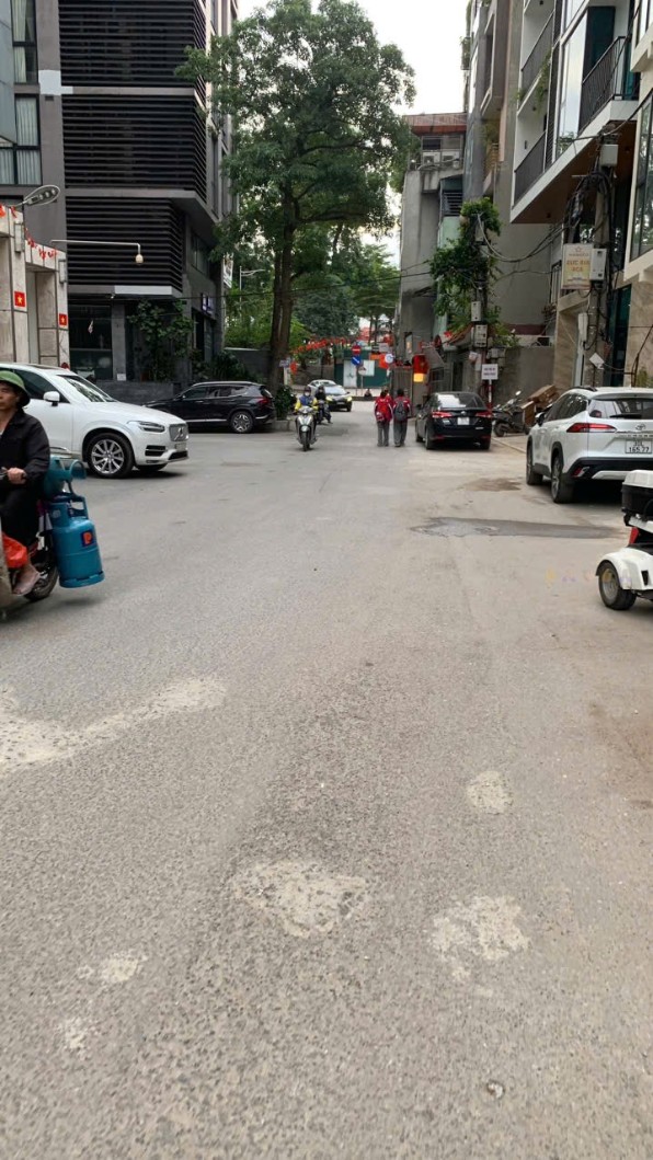 Nhà đẹp Ba Đình 54m² giá thỏa thuận - Kinh doanh đỉnh cao!