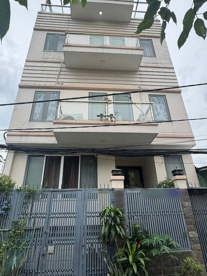 Bán toà CHDV Đường số 20, Hiệp Bình Chánh Thủ Đức, 135m² giá 18.8 tỷ - Đầu tư sinh lời lý tưởng!