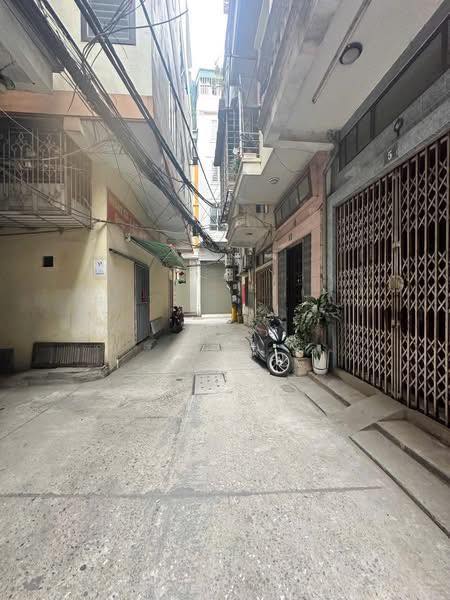 Nhà phố Thịnh Quang Đống Đa 52m² giá 13 tỷ - Chính chủ bán gấp!
