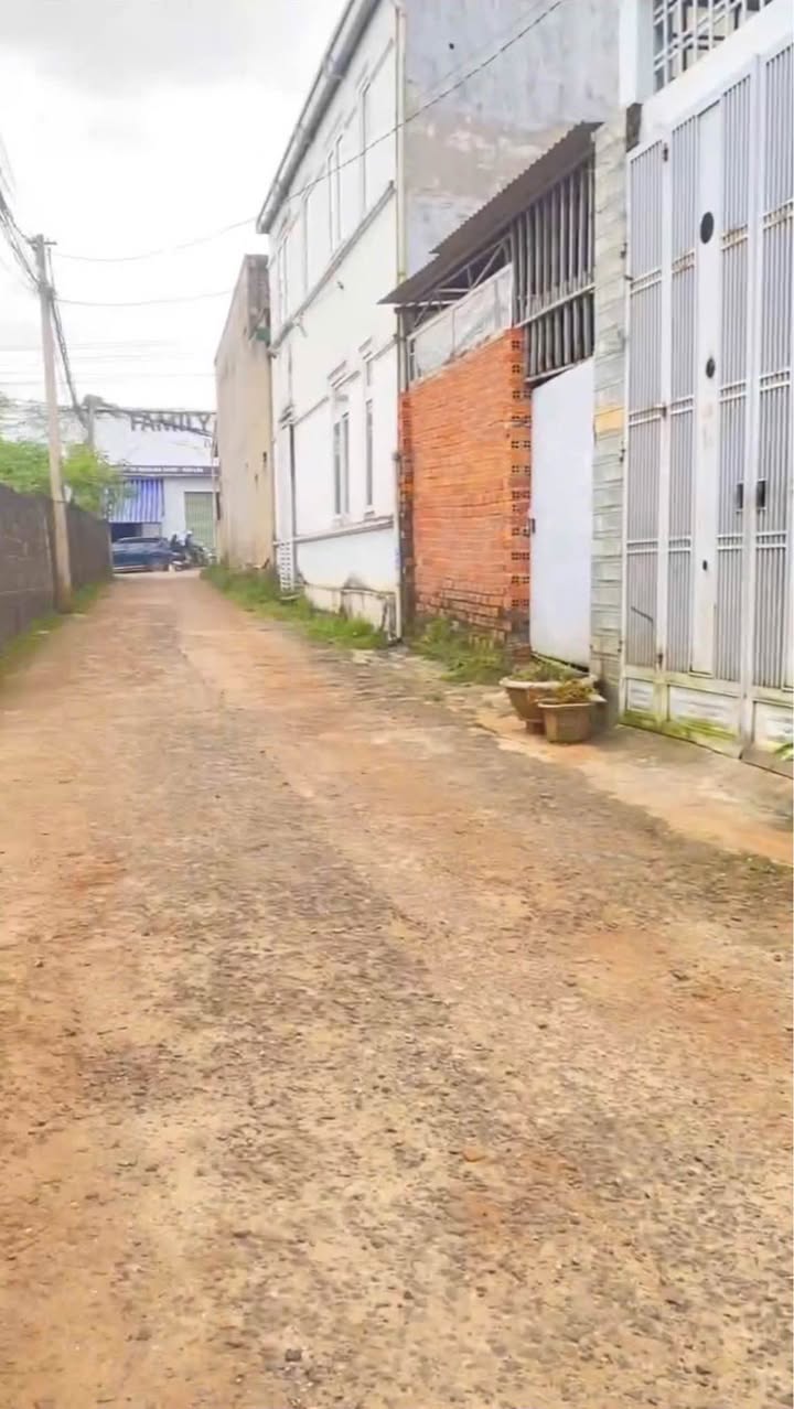 Lô đất hẻm cấp 1 Hùng Vương, phường Tân Lập 100m² giá 2,69 tỷ - Đầu tư ngay!