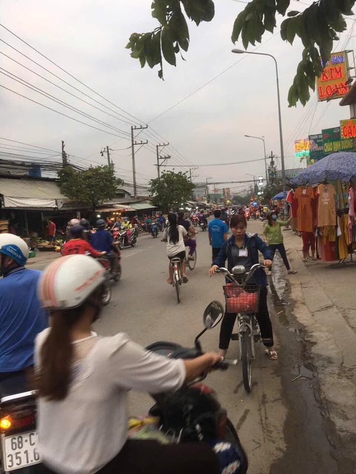 FrontHouse mặt tiền Lê Thị Trung 315m² giá 13 tỷ - Lô góc 2 mặt thoáng