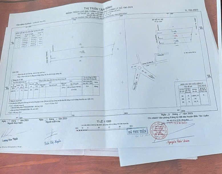 Kho xưởng Dĩ An 8000m² giá chỉ 12 tỷ - Cơ hội đầu tư tuyệt vời!