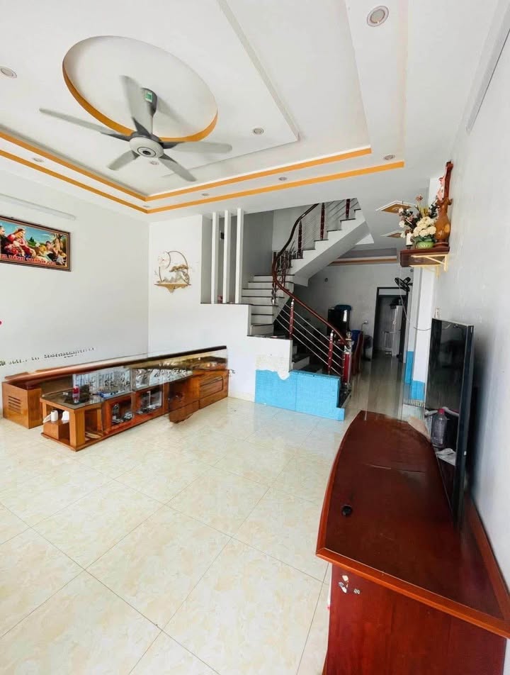 Nhà 2 Tầng Phố Lê Chân, Vị Xuyên 82.5m² giá 2 tỷ - An ninh đảm bảo, giao thông thuận lợi!