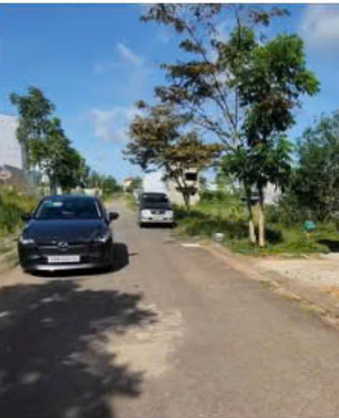 Đất Tái định cư Tố Hữu Lộc Sơn 150m² giá 1.55 tỷ - Đường nhựa rộng, dân cư đông đúc!