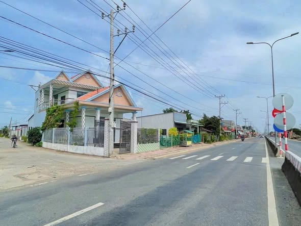 Đất thổ cư 120m² tại ấp 5 xã Long Cang giá chỉ 870 triệu - Cơ hội đầu tư tuyệt vời!