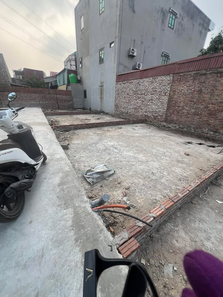 Đất Phú Khê 48m² giá 1.6 tỷ - Vị trí thuận lợi cho gia đình!