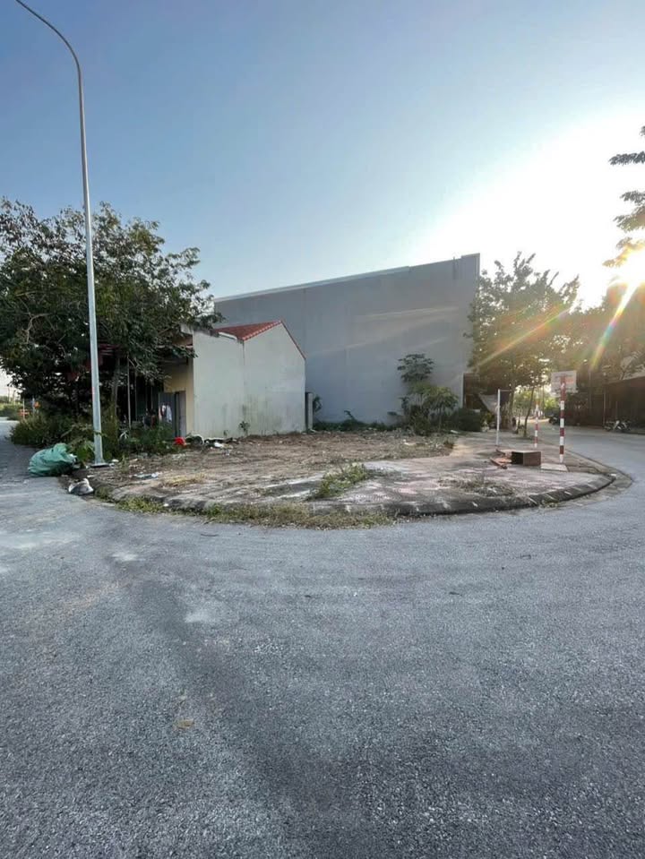 Đất nền lô góc 2 mặt tiền tại Nam Hồng, Từ Sơn, Bắc Ninh - Diện tích 117m², giá thỏa thuận!