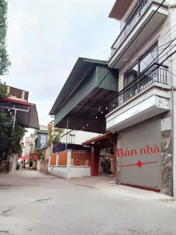 Nhà 3 tầng mặt tiền lô góc tại Đại Phúc, Bắc Ninh - Giá chỉ 4 tỷ!