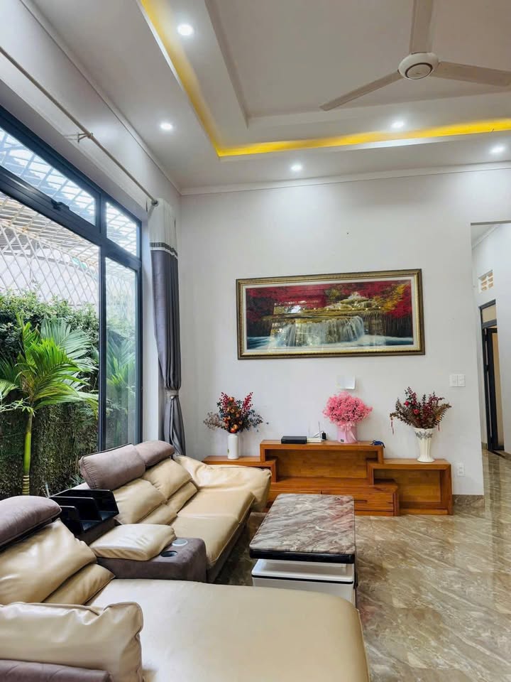 Nhà vườn mặt tiền kinh doanh đường Y Moan, Buôn Ma Thuột 500m² giá 12.5 tỷ - Đầu tư sinh lời ngay!