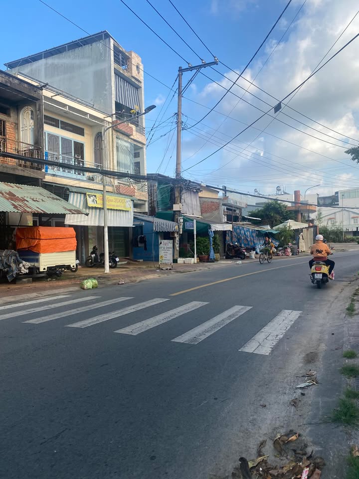 Nhà mặt tiền Trần Hưng Đạo, Sa Đéc 42.75m² giá 3.2 tỷ - Kinh doanh thuận lợi!