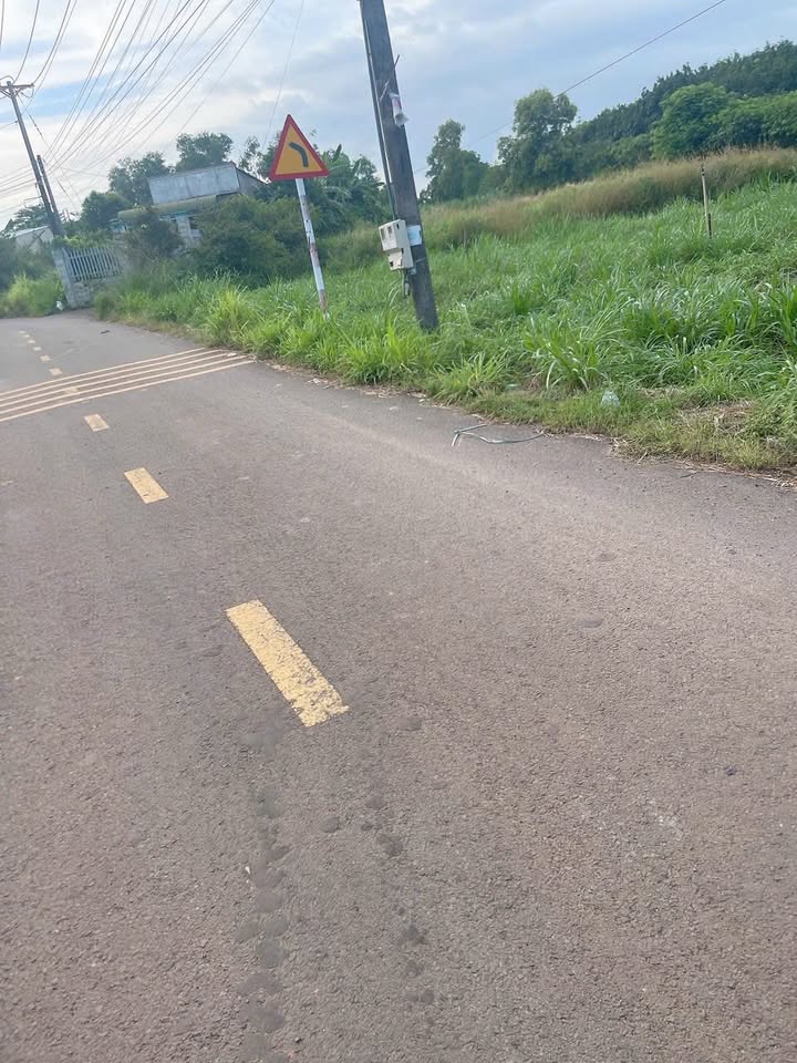 Đất thổ cư Sông Trầu, Trảng Bom 150m² giá 1.05 tỷ - Mặt tiền kinh doanh thuận lợi!