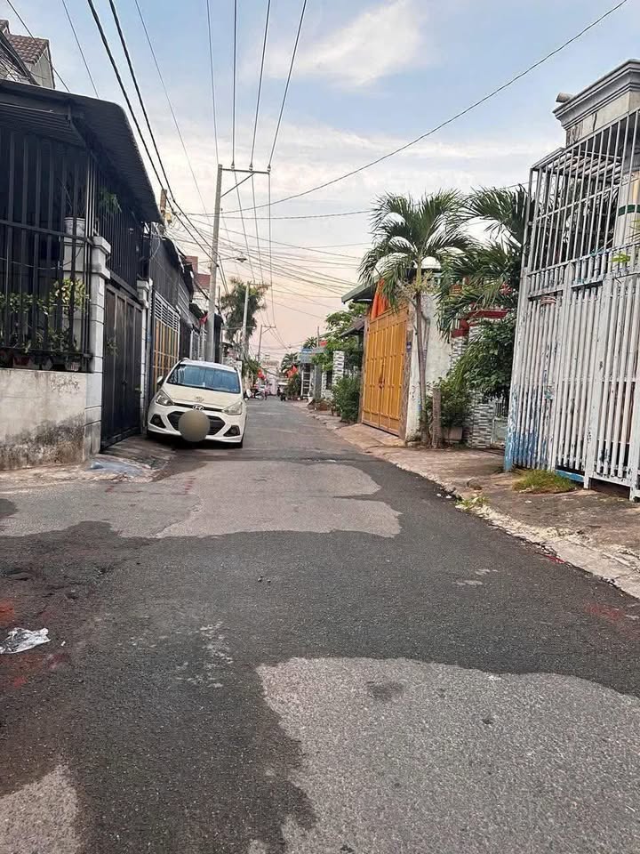 Đất thổ cư Hố Nai 135m² giá 2 tỷ - Đường nhựa rộng rãi, tiện ích đầy đủ!