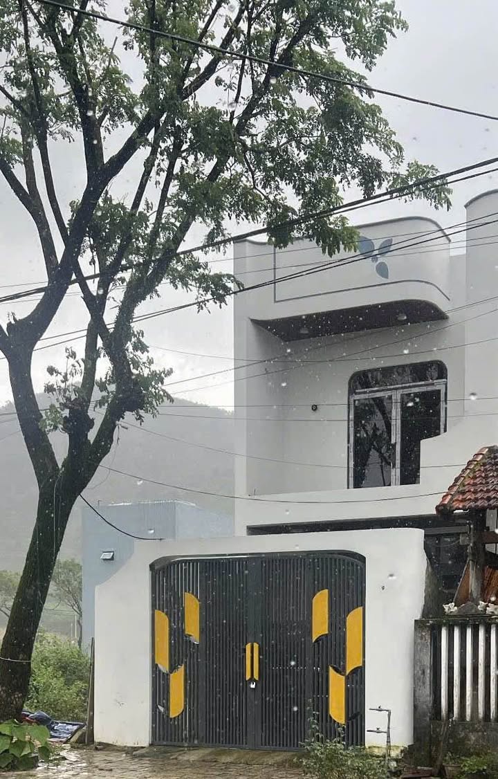 Nhà 2 tầng đường 7,5m Hòa Ninh Đà Nẵng 117m² giá 3.2 tỷ - Sẵn sàng vào ở ngay!