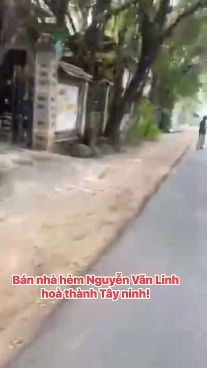 Nhà Hòa Thành Tây Ninh 120m² giá 1.75 tỷ - Kinh doanh thuận lợi!