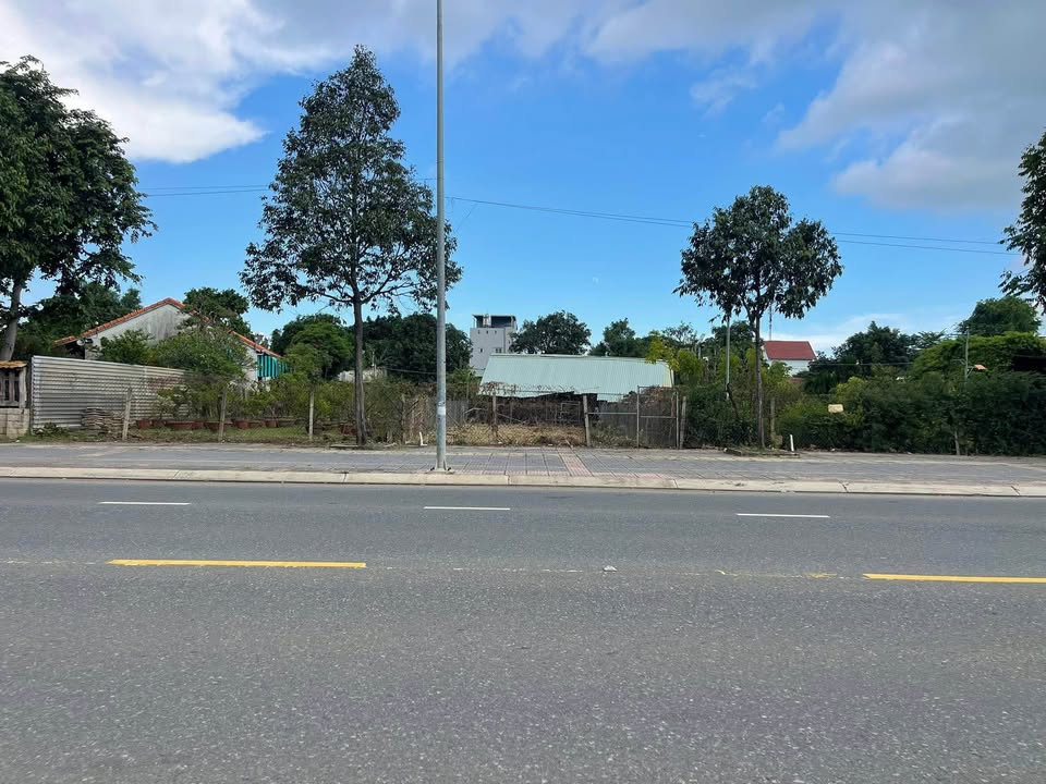 Lô biệt thự mặt tiền đường Phạm Hùng, Bà Rịa 203m² giá 15 tỷ - Đầu tư sinh lời hấp dẫn!