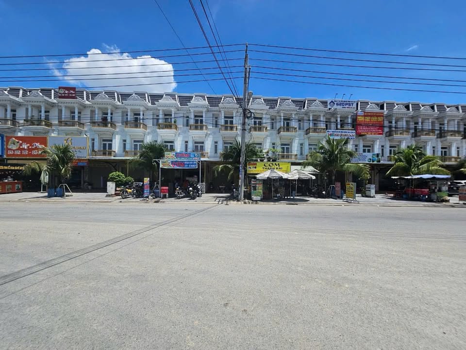 Nhà mặt tiền kinh doanh Tân Đông Hiệp 78.8m² giá 8 tỷ - Đầu tư sinh lời ngay!