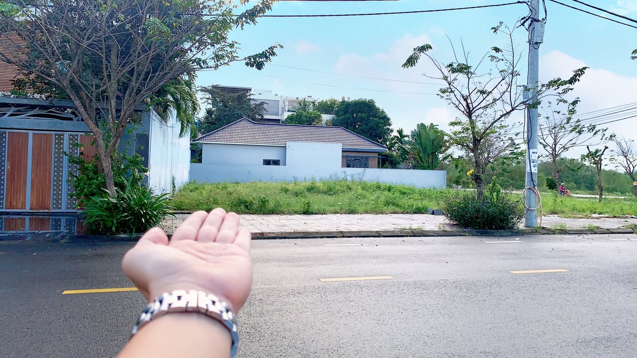 Bán lô đất biệt thự đường Lê Sỹ, Hòa Xuân, Đà Nẵng 318m² - Không khí trong lành, giá tốt!