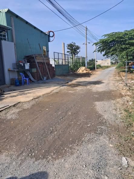 Đất thổ cư 270m² đường Tràm Lạc, xã Mỹ Hạnh, giá 1.8 tỷ - Sổ đỏ chính chủ!