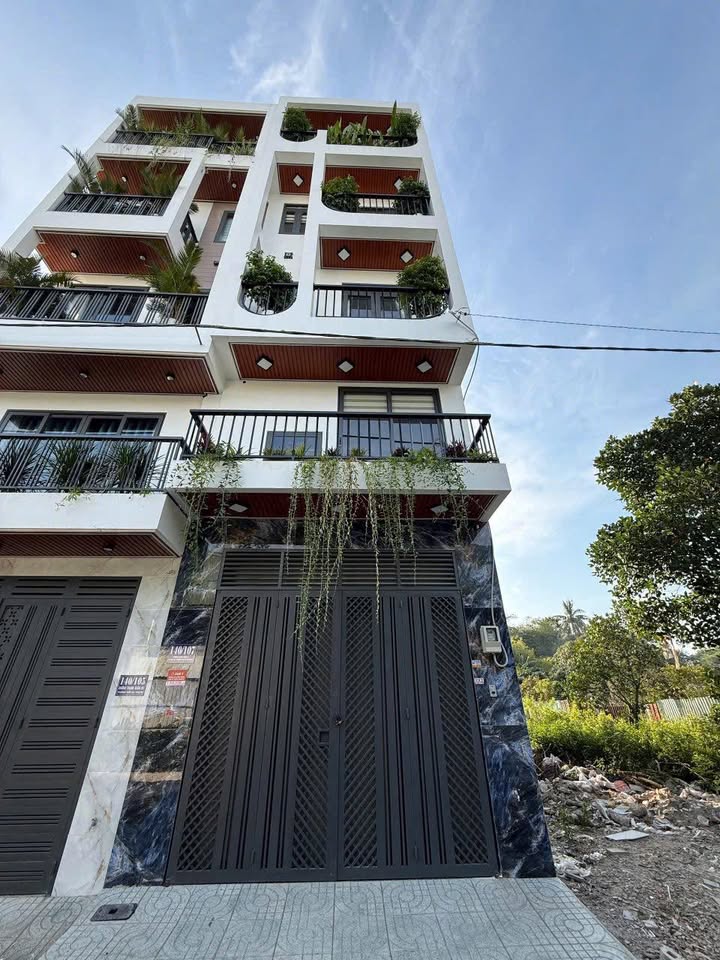 Nhà phố Thới An, quận 12, 60m² giá 6.79 tỷ - Sẵn sàng vào ở với nội thất cao cấp!