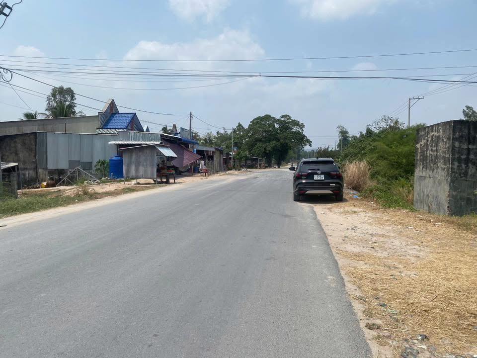 Đất đầu tư Tịnh Biên An Giang 1685m² giá 1.686 tỷ - Mặt tiền 46m, cơ hội vàng cho nhà đầu tư!