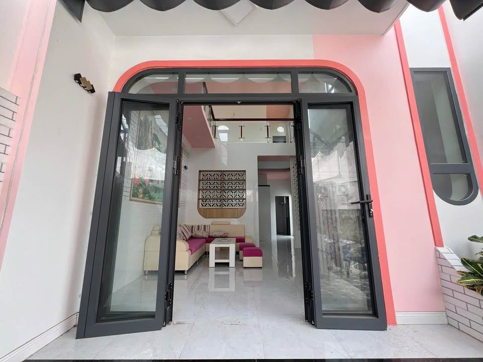 Nhà cho thuê Phường 1 Trà Vinh 2 tầng giá 6 triệu - Full nội thất đẹp