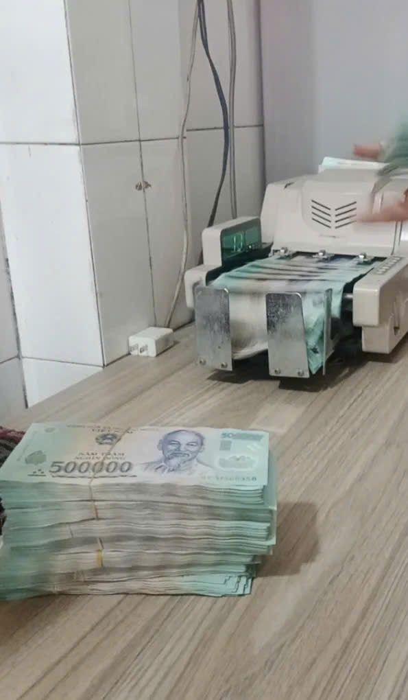 Đất Vĩnh An 605m² giá 1.8 tỷ - Sổ đỏ chính chủ, có 2 căn nhà cấp 4!