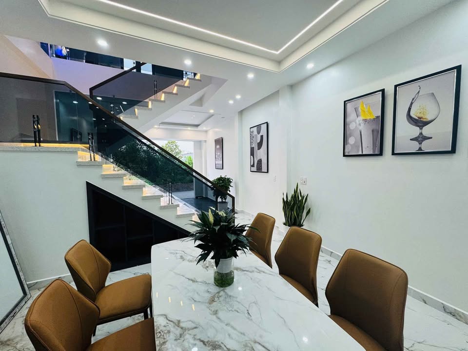 Villa 4 tầng tân cổ điển tại Lê Sáng, An Hồng 50m² giá chỉ 2,65 tỷ - Sẵn sàng vào ở!