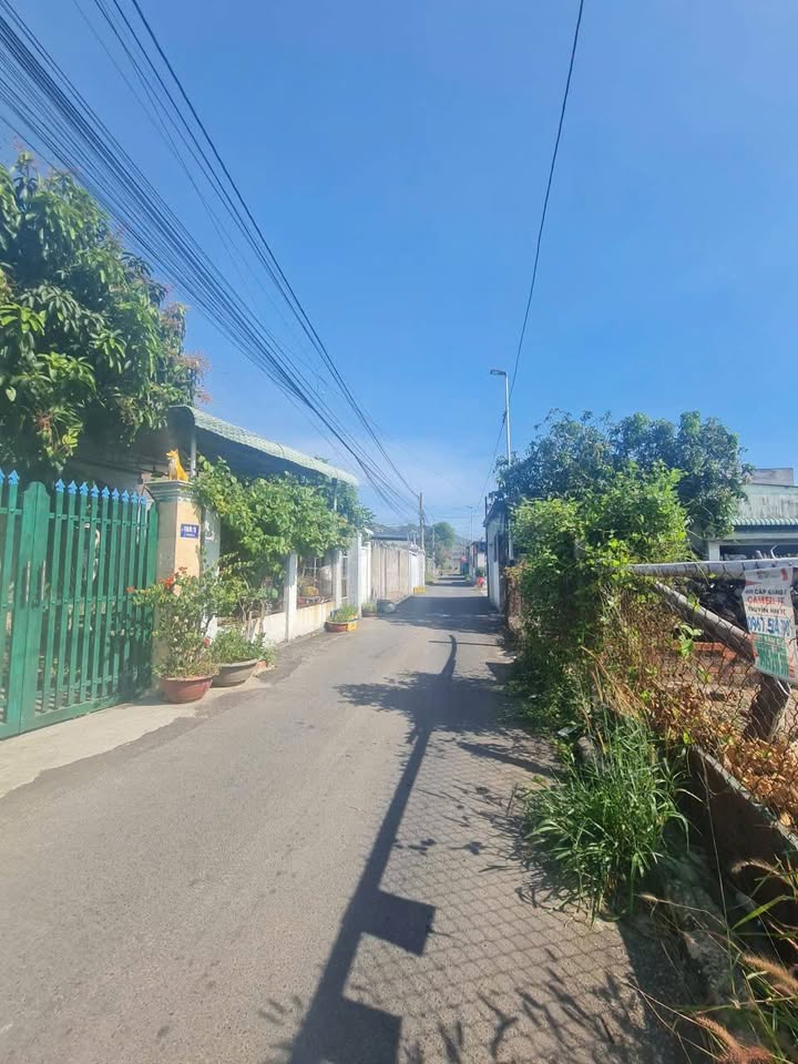 Đất mặt tiền đường nhựa Long Hải 126m² giá 2.28 tỷ - Đầu tư sinh lời ngay!