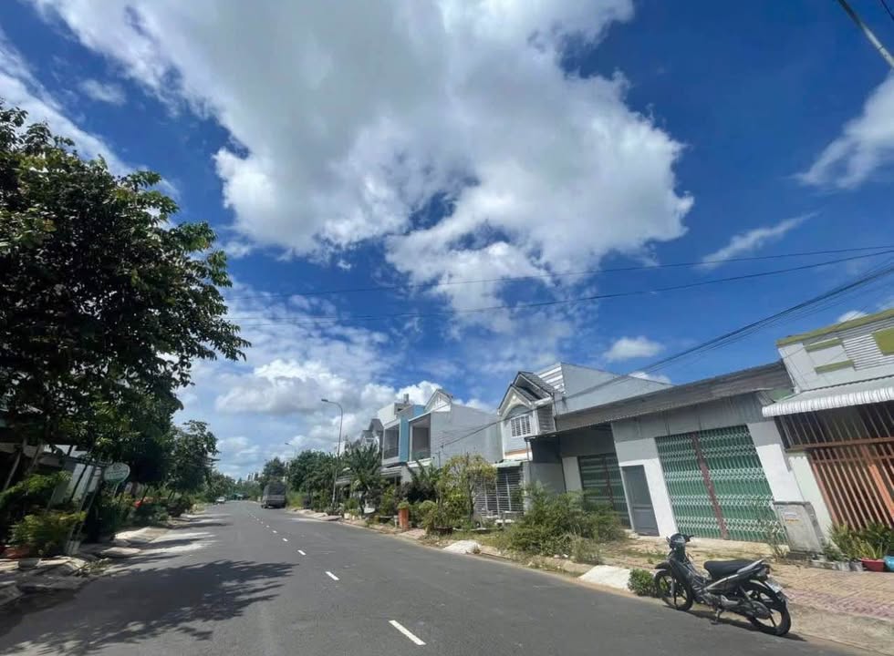 Cặp nền đất 200m² đường số 4 KDC Văn Hoá Tây Đô Cần Thơ - Giá 7.5 tỷ, đầu tư sinh lời!